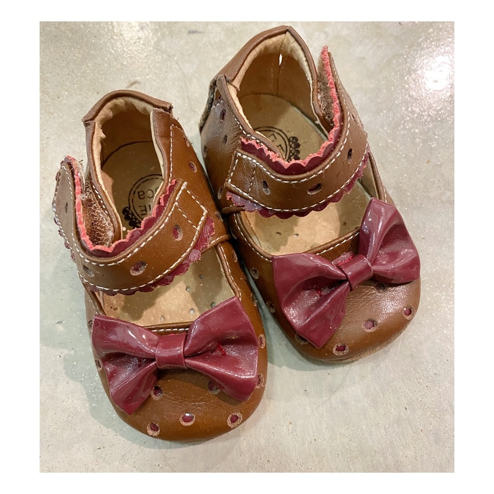 Baby Girls Livie & Luca Crib Shoes Mary Jane 0 6 Months patent leather bow